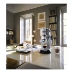 ⁦ماكينة قهوة ديلونجي DL EC685.M Dedica Style Pump Espresso Silver⁩ - الصورة ⁦7⁩