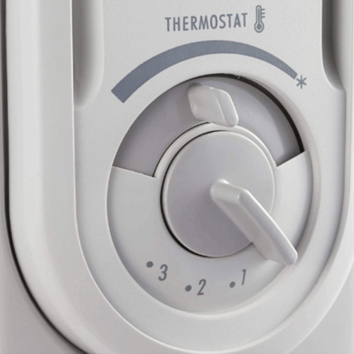 ⁦دفاية زيتية ديلونجي 9ريشة 2000 واط DLV550920⁩ - الصورة ⁦3⁩